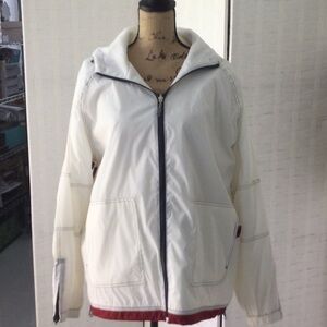 Woman’s Classic Redersible White Hooded Jacket #675
